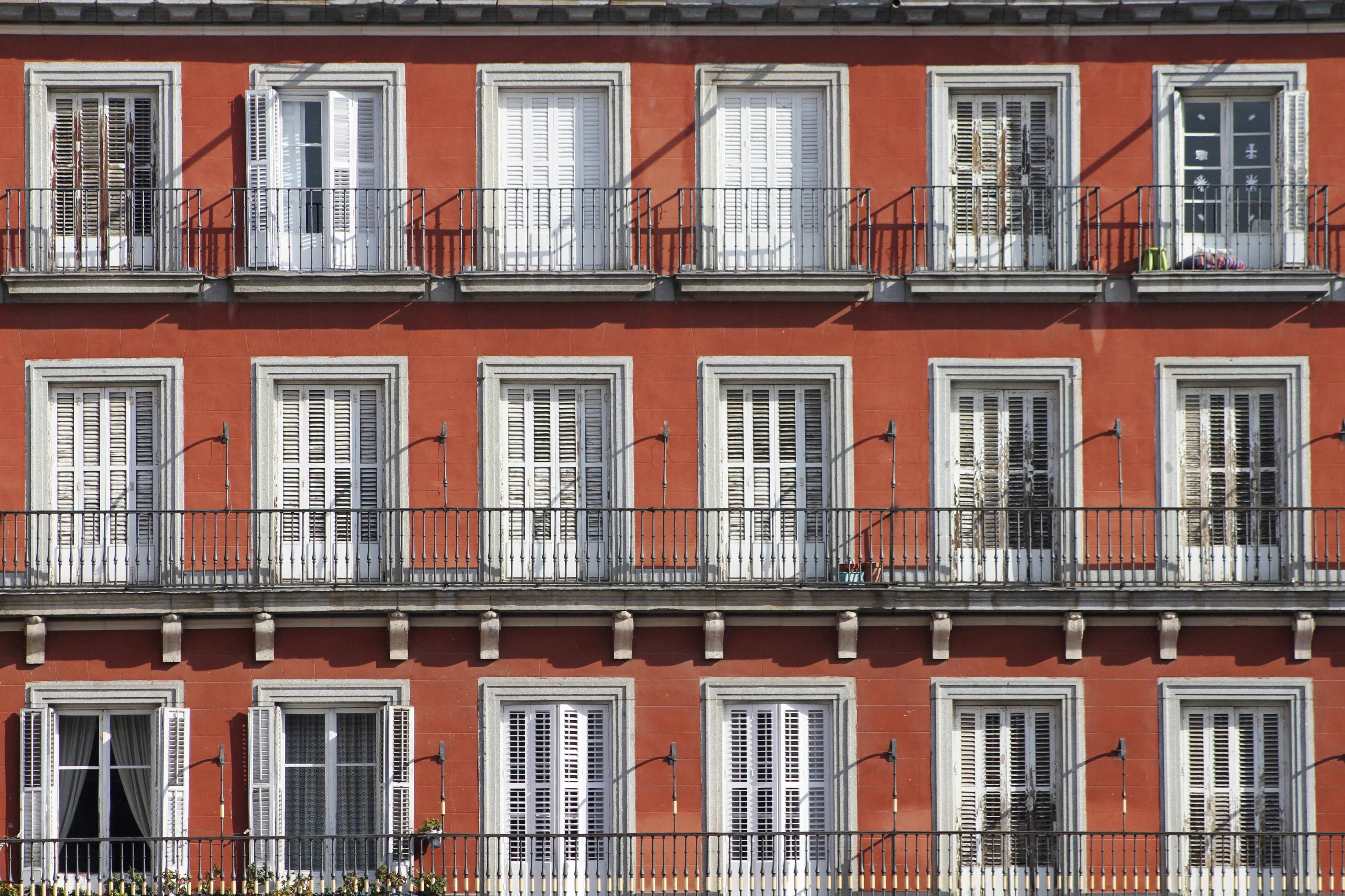 Windows at Plaza Mayor - Madrid (2)