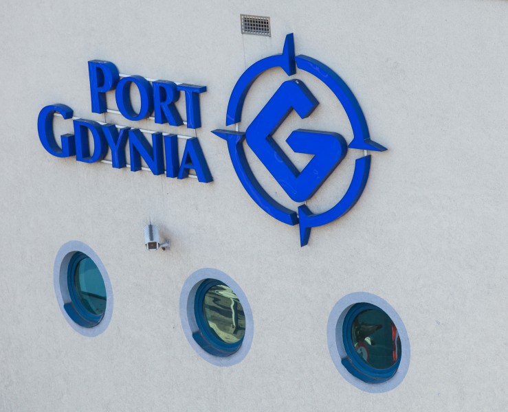 port Gdynia logo in June 2014