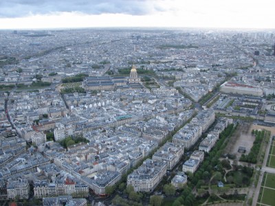 Paris is today one of the world's leading business and cultural centres, and its influences in politics, education, entertainment, media, fashion, science, and the arts all contribute to its status as one of the world's major global cities. It hosts the headquarters of many international organizations such as UNESCO, the OECD, the International Chamber of Commerce or the European Space Agency. Paris is considered one of the greenest and most liveable cities in Europe. It is also one of the most expensive.<br>Name of photo's author: Free-Photos.biz<br>This photo was taken in: Paris, France