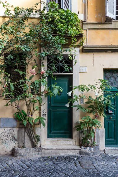Rome (Italy), Door -- 2013 -- 3558
