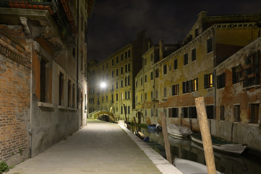 Case alle Fondamenta Zacchere Venezia notte