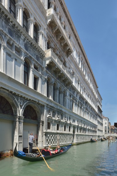 Retro del Palazzo Ducale Venezia Rio del Palazzo