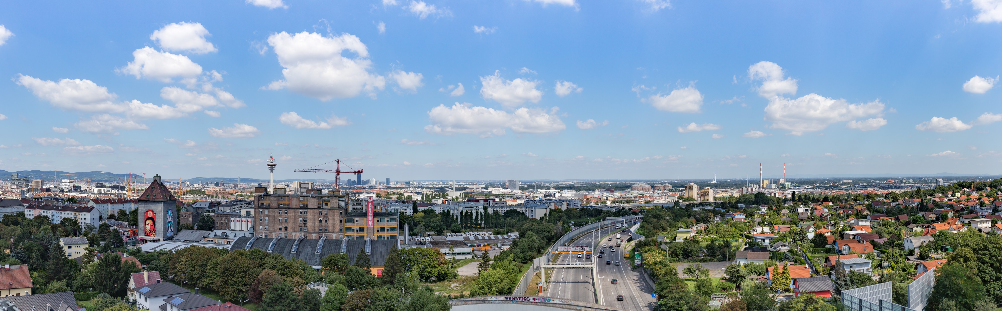Panorama von Wien-Favoriten mit Tangente und Simmering 50mm 9951 (2 von 2)-2