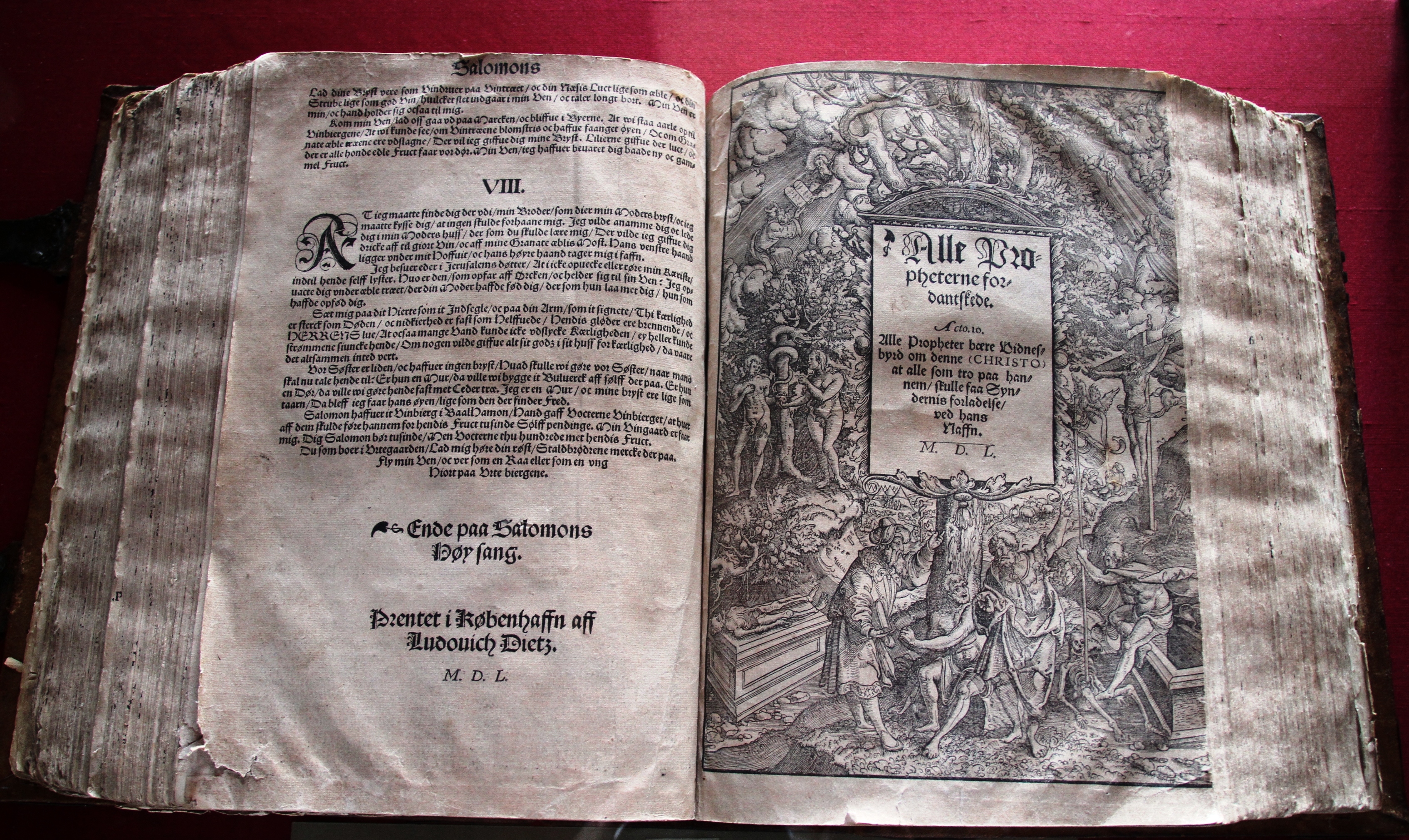 Bible of Christian III 1550 in danish IMG 5815 belonged to Peder Skram
