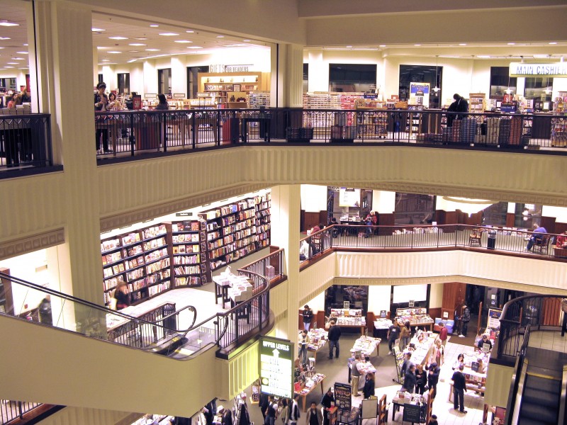 Barnes & Noble Interior