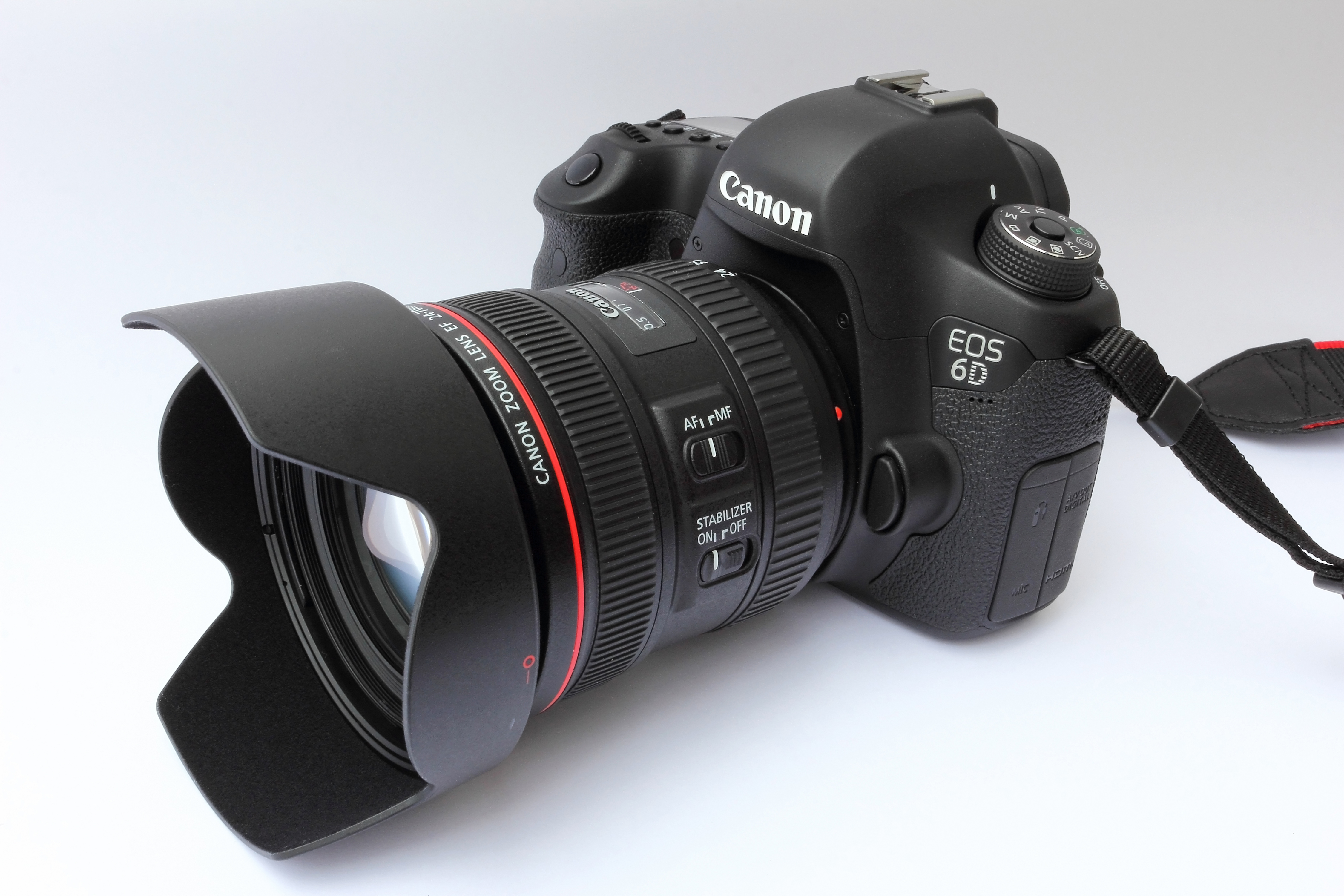 Canon EOS 6D (WG) with EF 24-70mm F4L IS USM