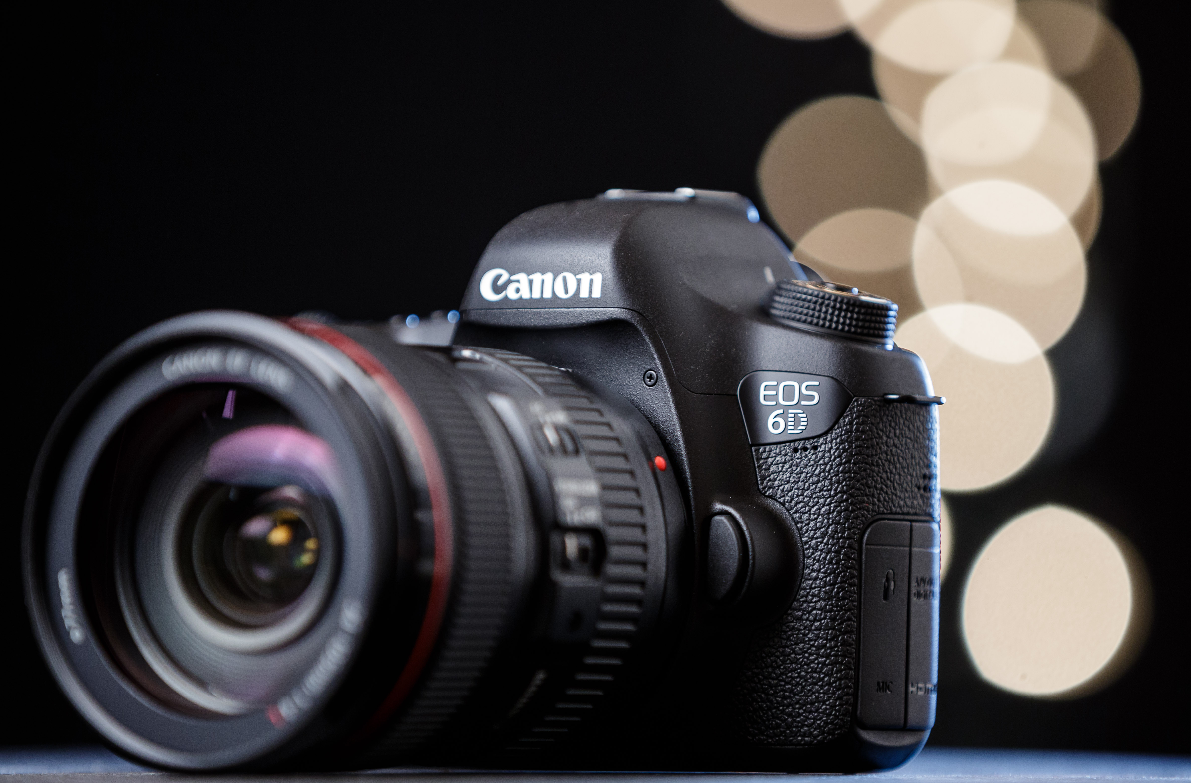 Canon EOS 6D digital SLR camera