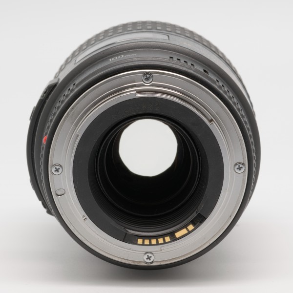 Canon EF 100mm F2.8 Macro USM n03
