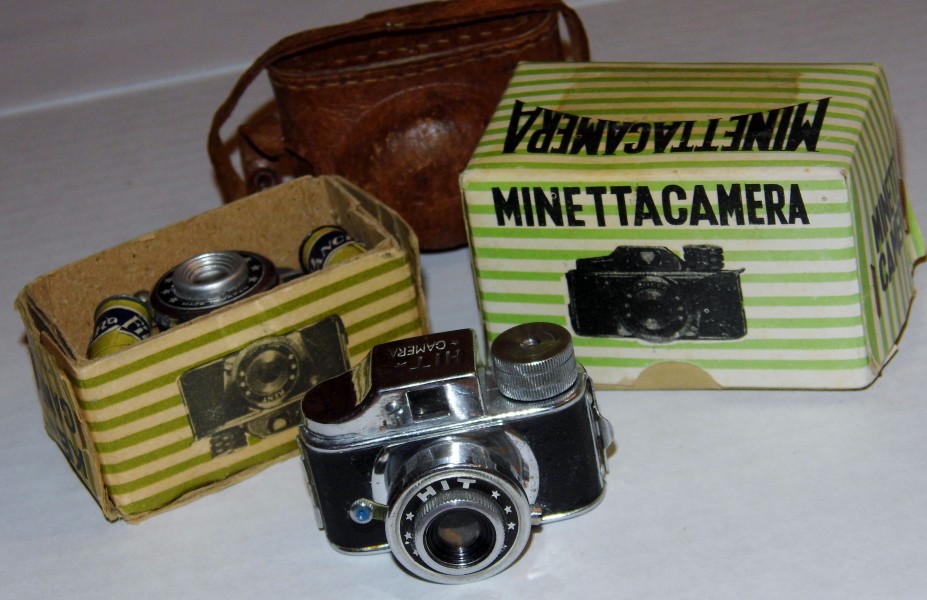 Group of Vintage Minature Novelty Cameras- HIT Camera, Minetta Camera & Kent Camera (8453592003)