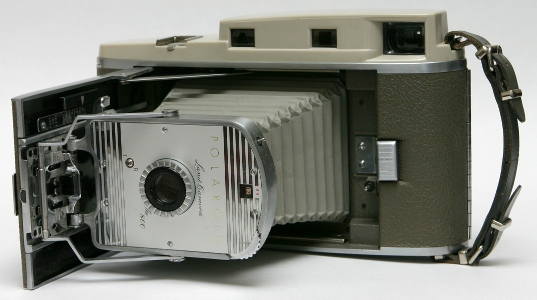 Polaroid Land Camera Model 800 front unfolded bellows
