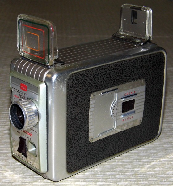 Vintage Kodak Brownie 8mm Movie Camera II (12161396983)