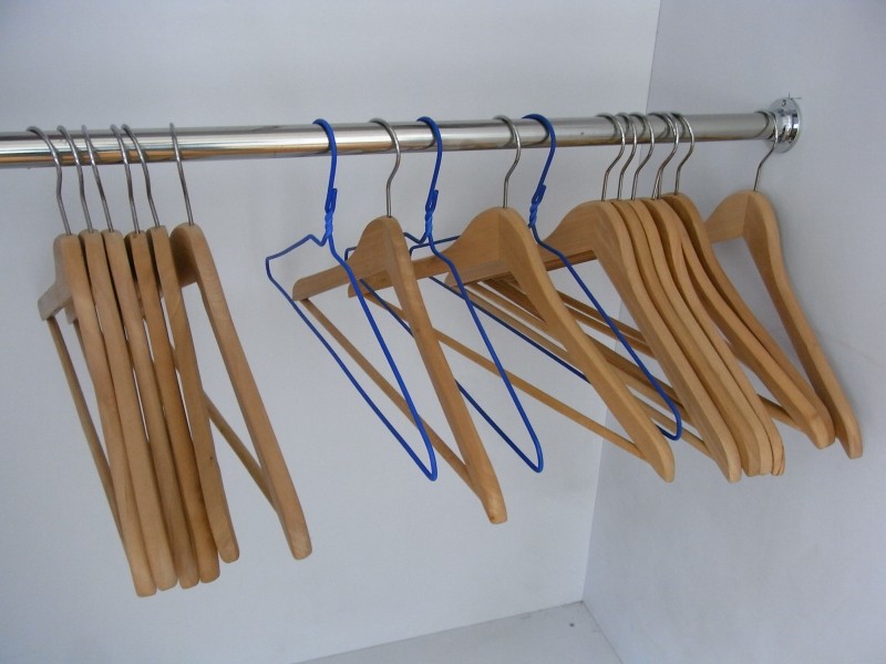 HK Sheung Wan 衣架 Clothes hangers by wood June-2012