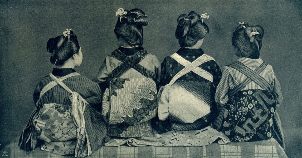 Japanese in obi. Before 1902