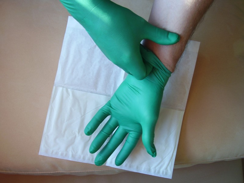 Surgical gloves 25