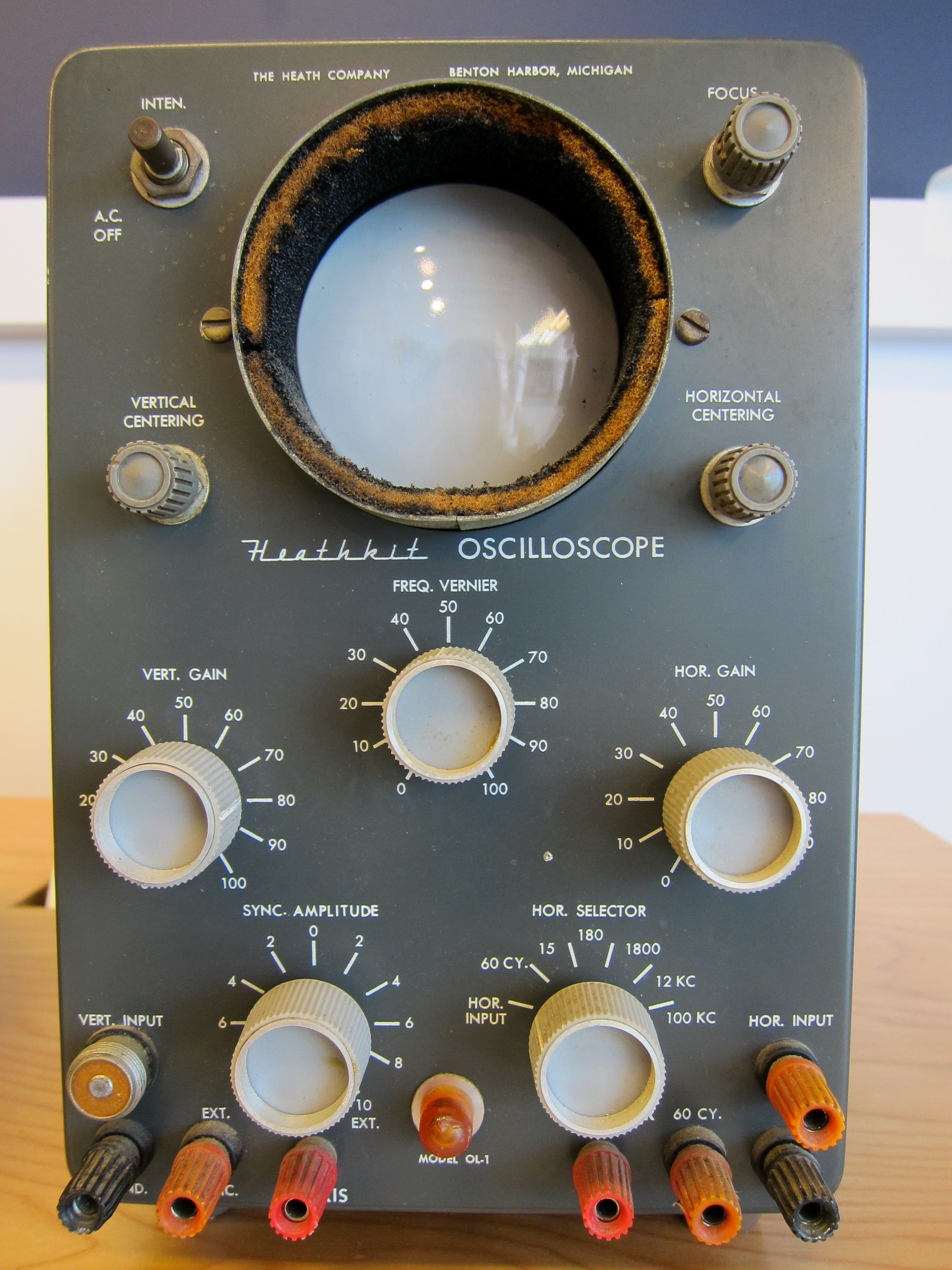 Heathkit Oscilloscope OM-2