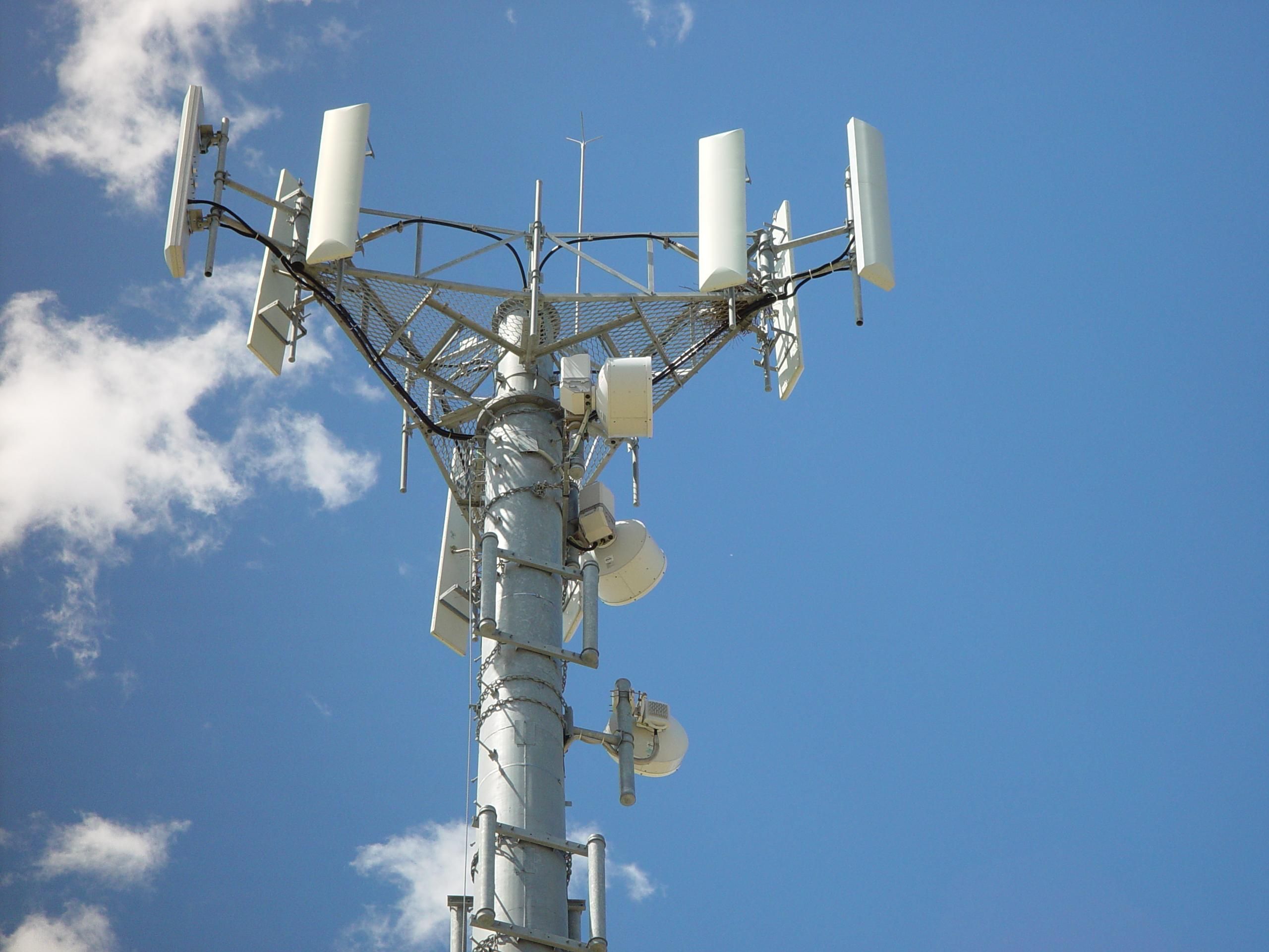 Mobile telephone antennas tower