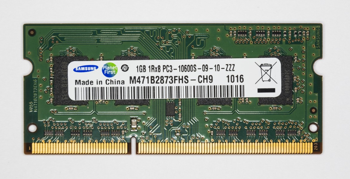 2015 Pamięć DDR3 1GB