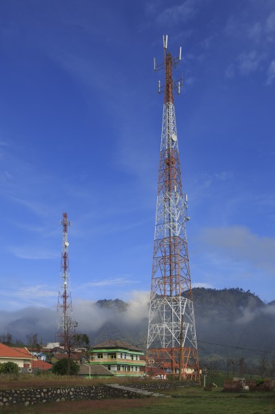 Cemoro-Lawang Indonesia Radio-antennas-01