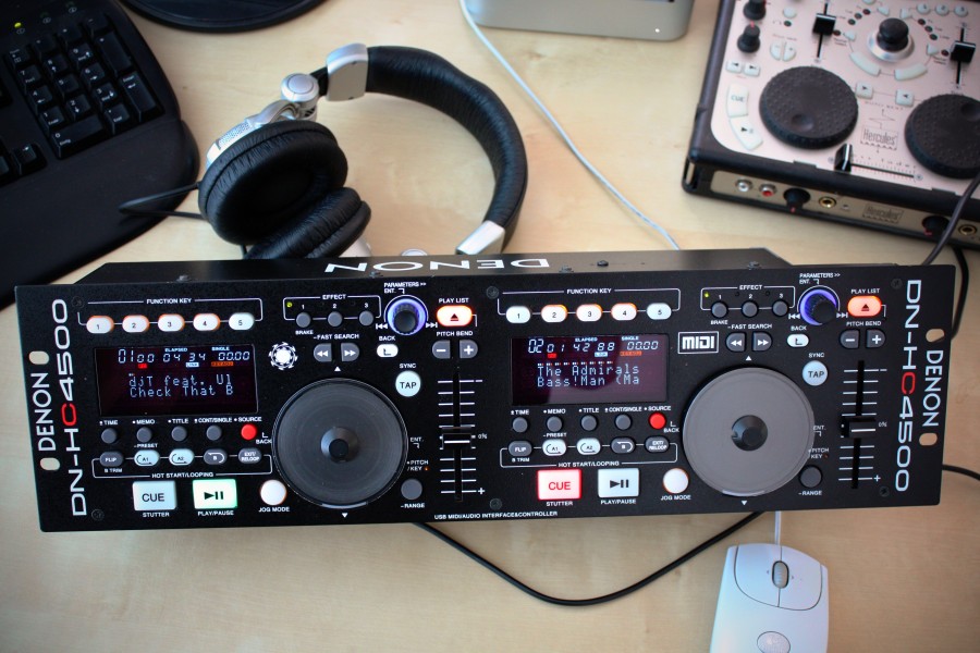 DENON DN-HC4500 DJ Controller