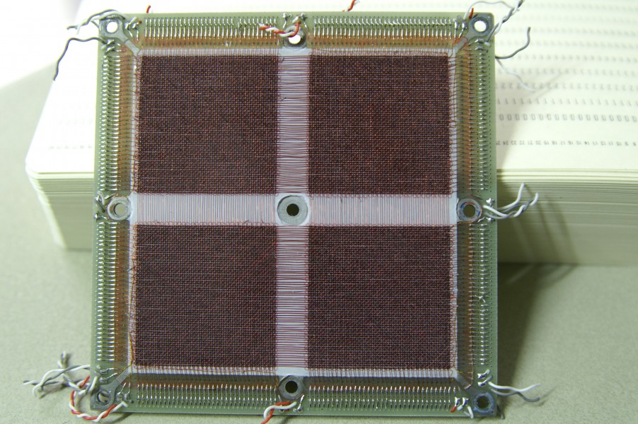 GfhR-05-Magnetkernspeicher
