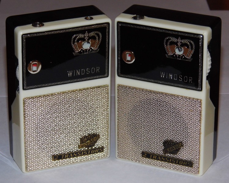 Pair of Vintage Windsor 2-Transistor Boy's Radios (No Model Number), Made in Japan (8438990459)