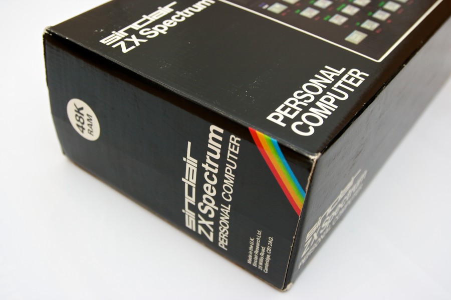 Sinclair ZX Spectrum 48k box (7160167722)