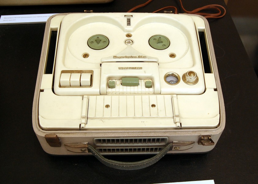 Telefunken Magnetophon KL 65 reel-to-reel recorder