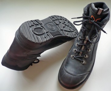 A pair of Class S3 Neskrid Cherokee II safety boots. This safety footwear complies to the European EN ISO 20345:2004 standards.