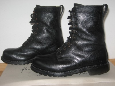 zweites_modell_kampfstiefel_alter_art.jpg