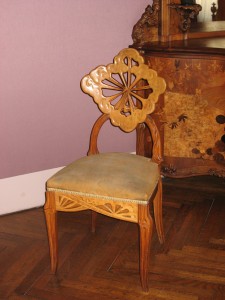 Art Nouveau chair with a Giant Hogweed (Heracleum mantegazzianum) motif in the MusГ©e de l'Г‰cole de Nancy