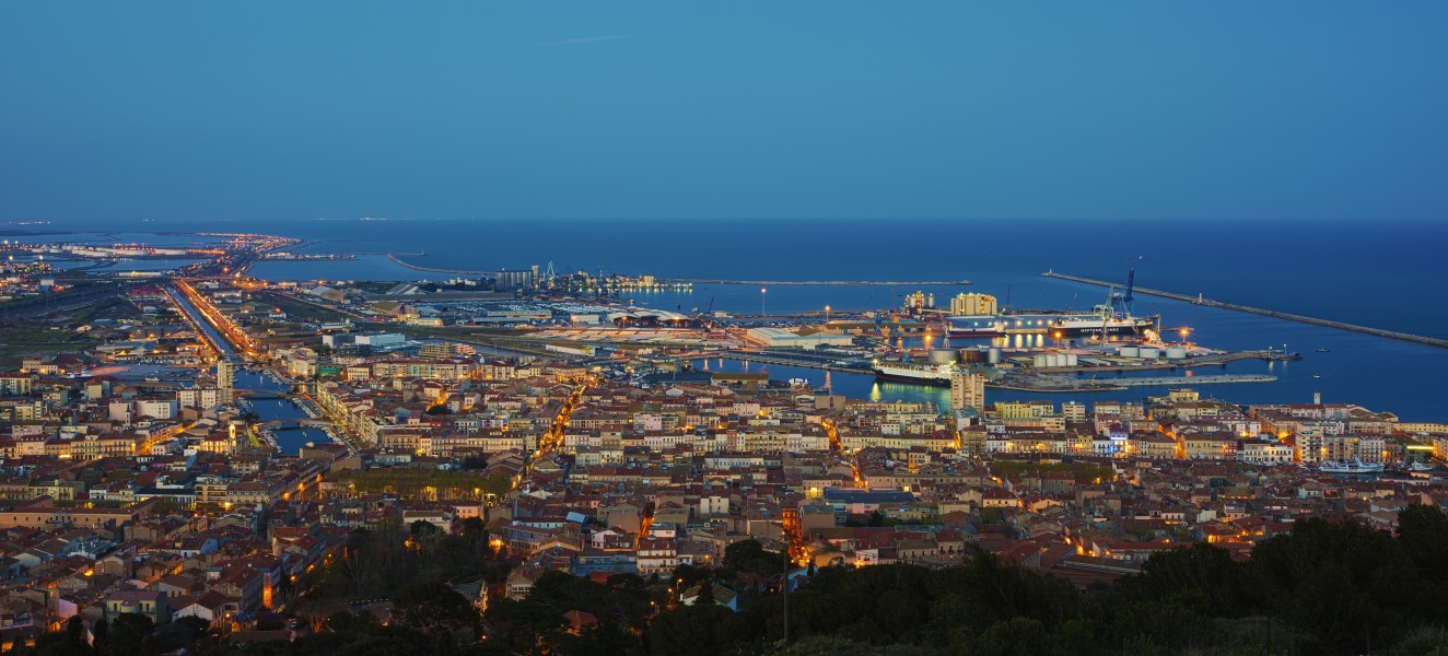 Sète from Mount Saint-Clair at evening 01