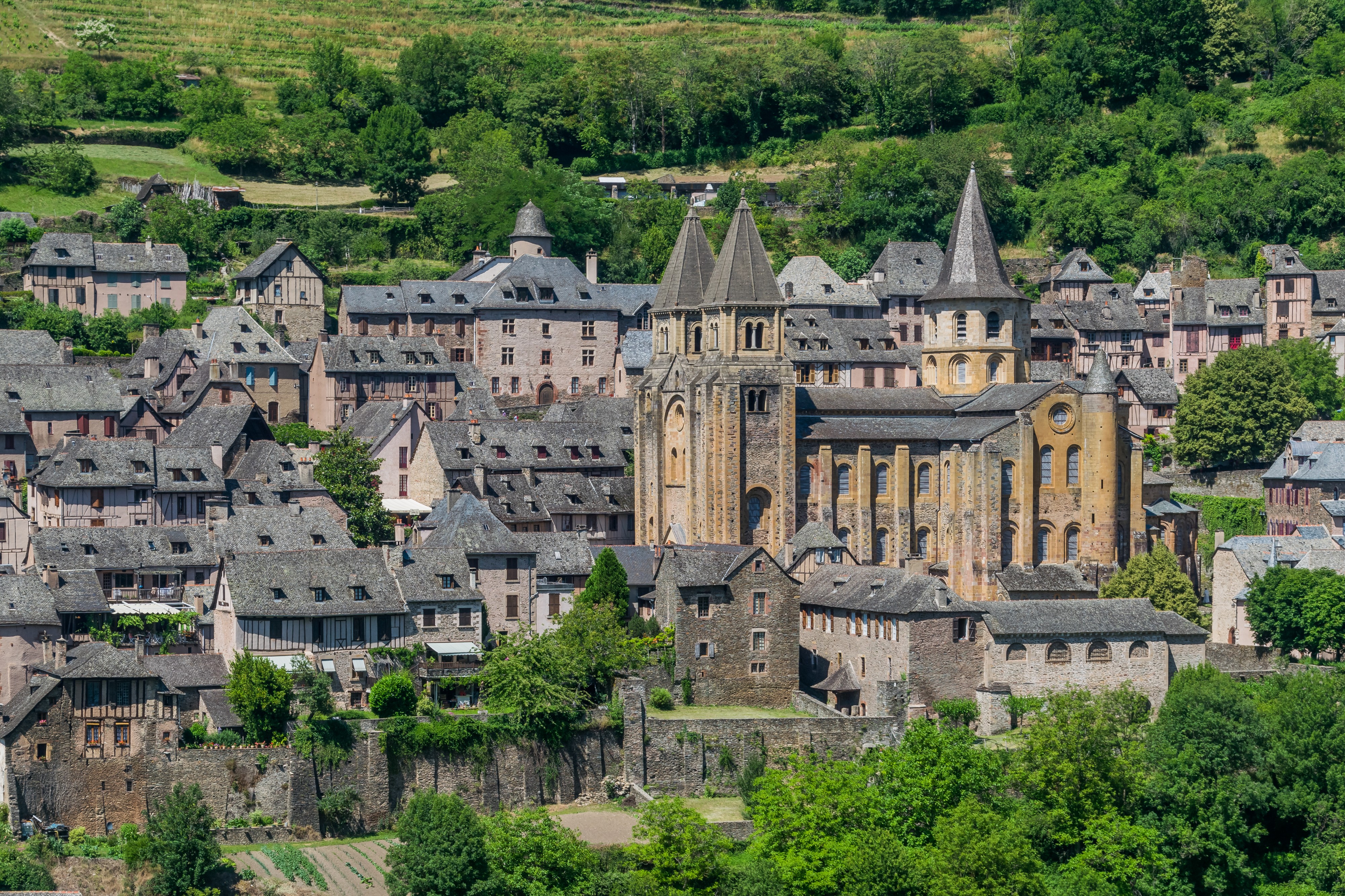 View on Conques 02