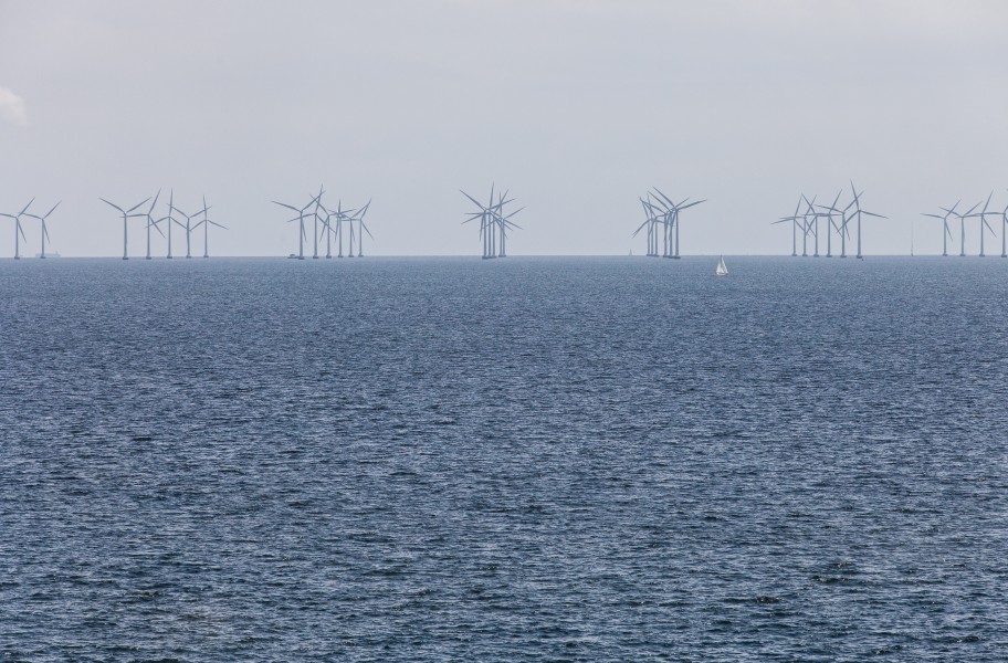 the Lillgrund Wind Farm as seen from the Øresund Bridge, June 2014, picture 4/4