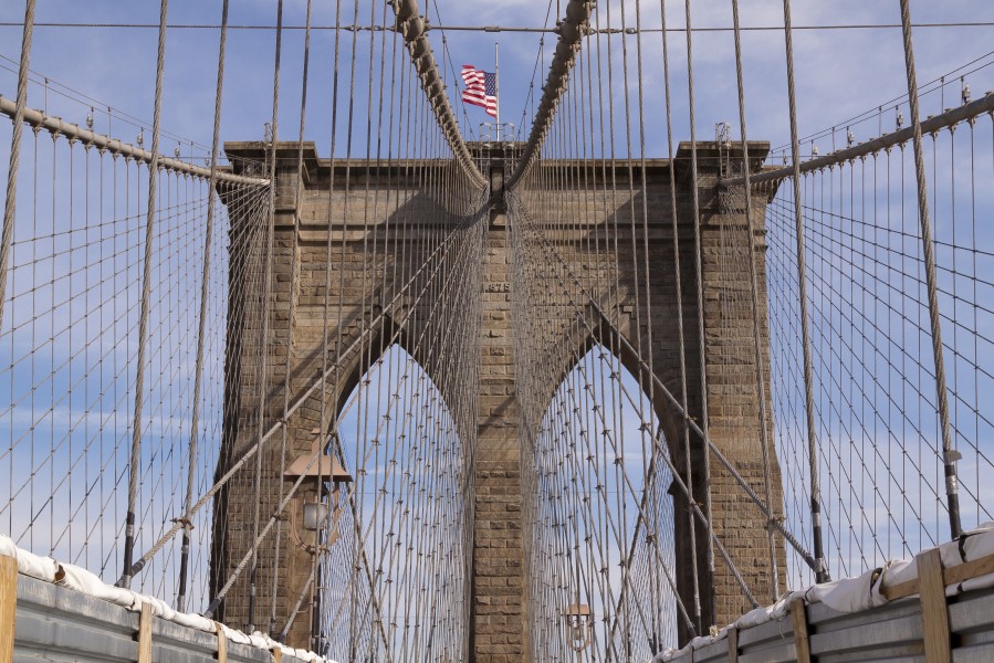 New York City - Brooklyn Bridge - Manhattan-side tower - 0025