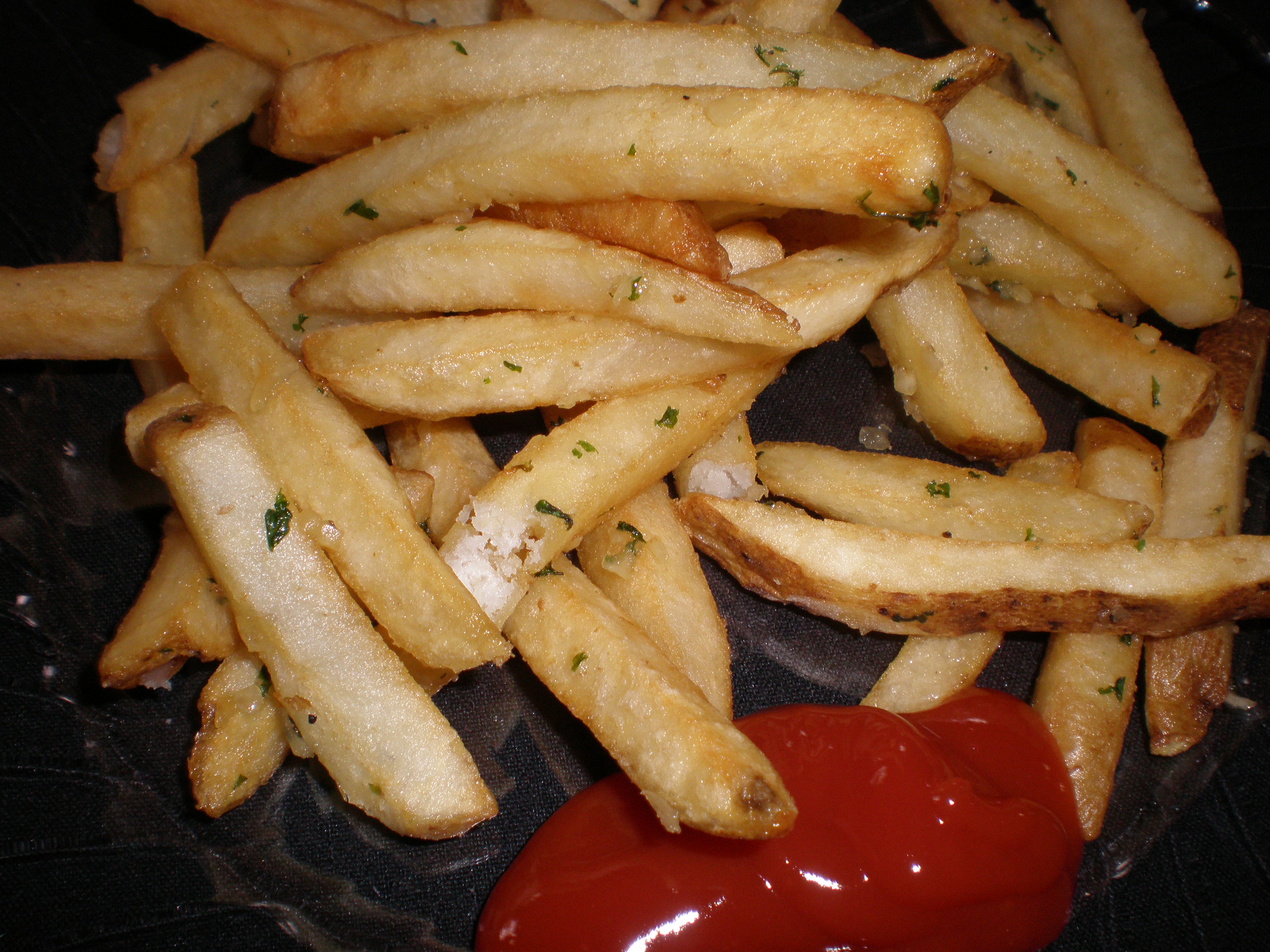 Gordon Biersch garlic fries