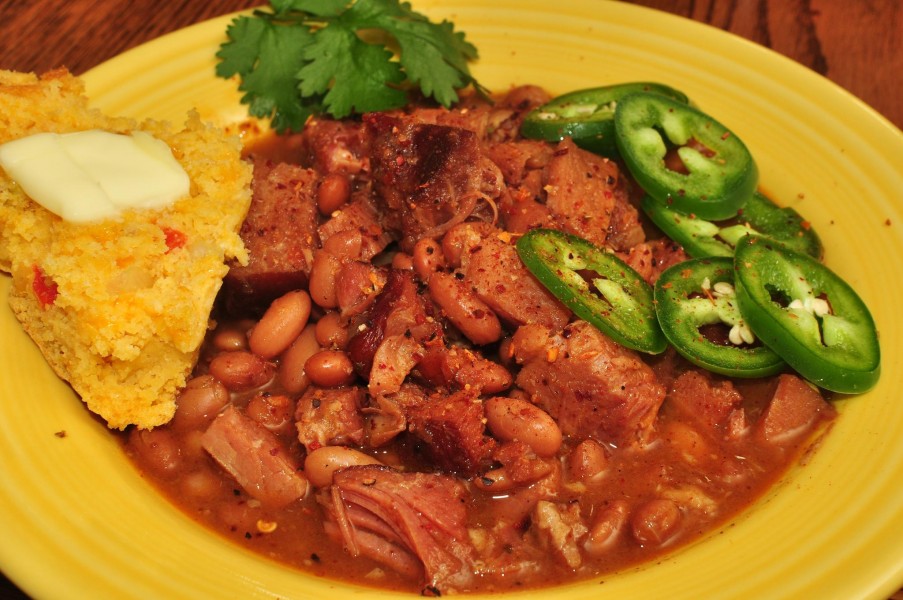 Mmm... smoked ham with pintos in ancho and chipotle pepper sauce (7116474413)
