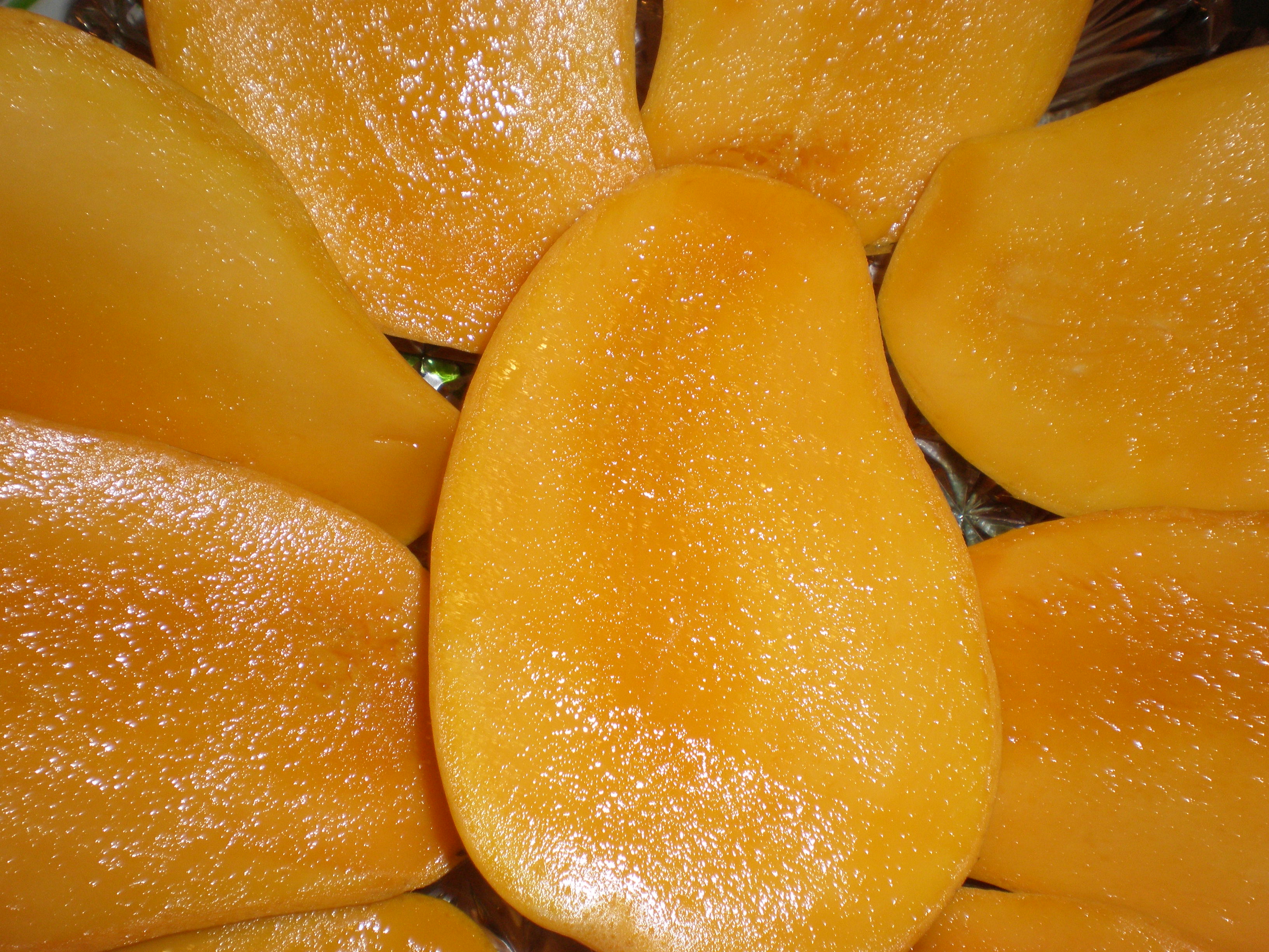 Sliced Mexican mangoes