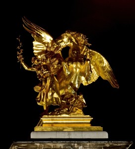 Golden statues on Pont Alexandre III