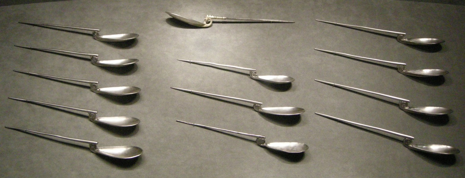 Argenteria tardoromana, 10 cucchiai d'argento del tipo ligula, V sec