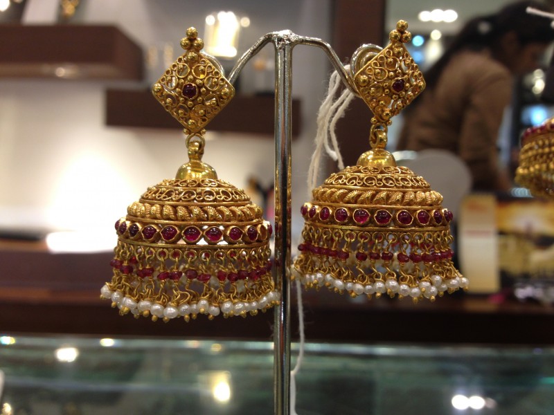 Indian earrings by Vibhabamba