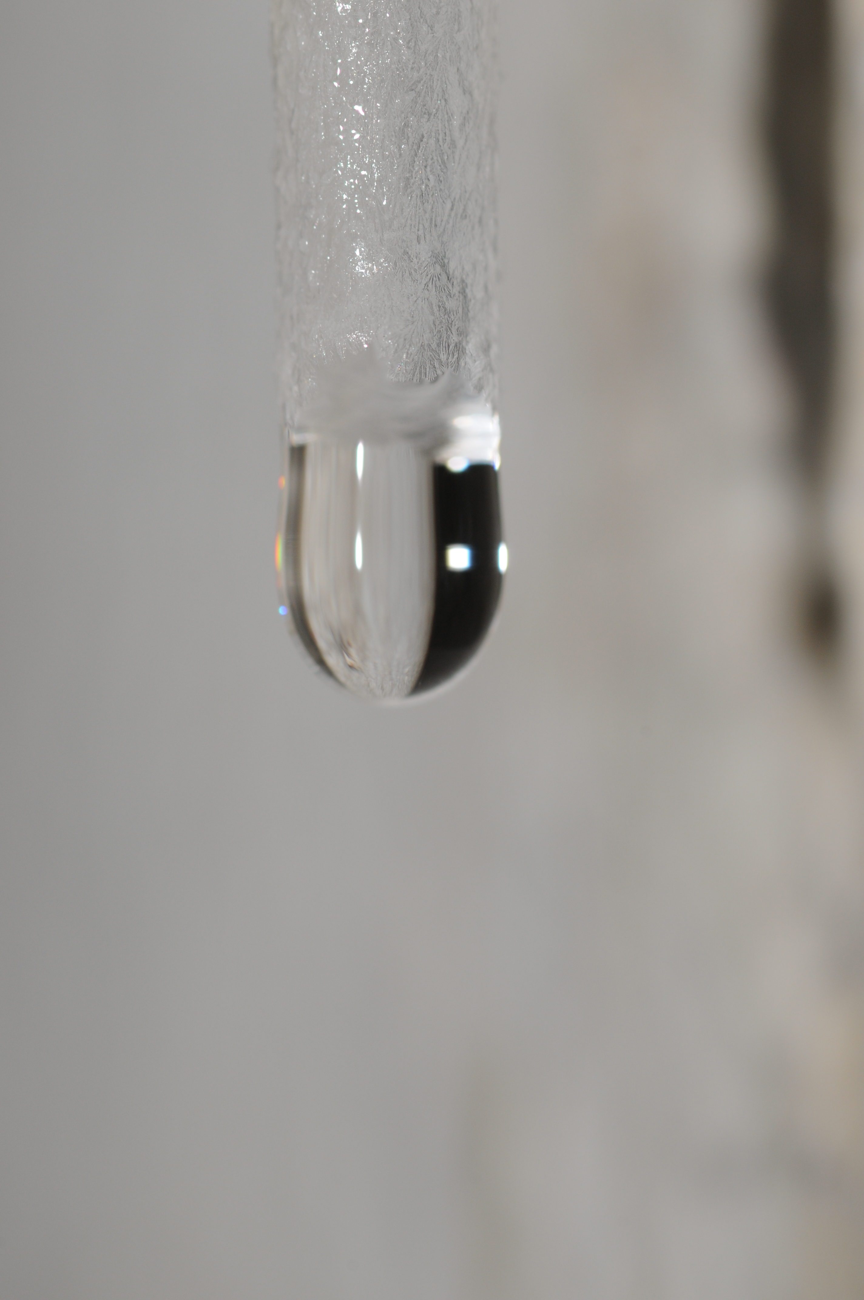 Thomas Bresson - stalactite (by)