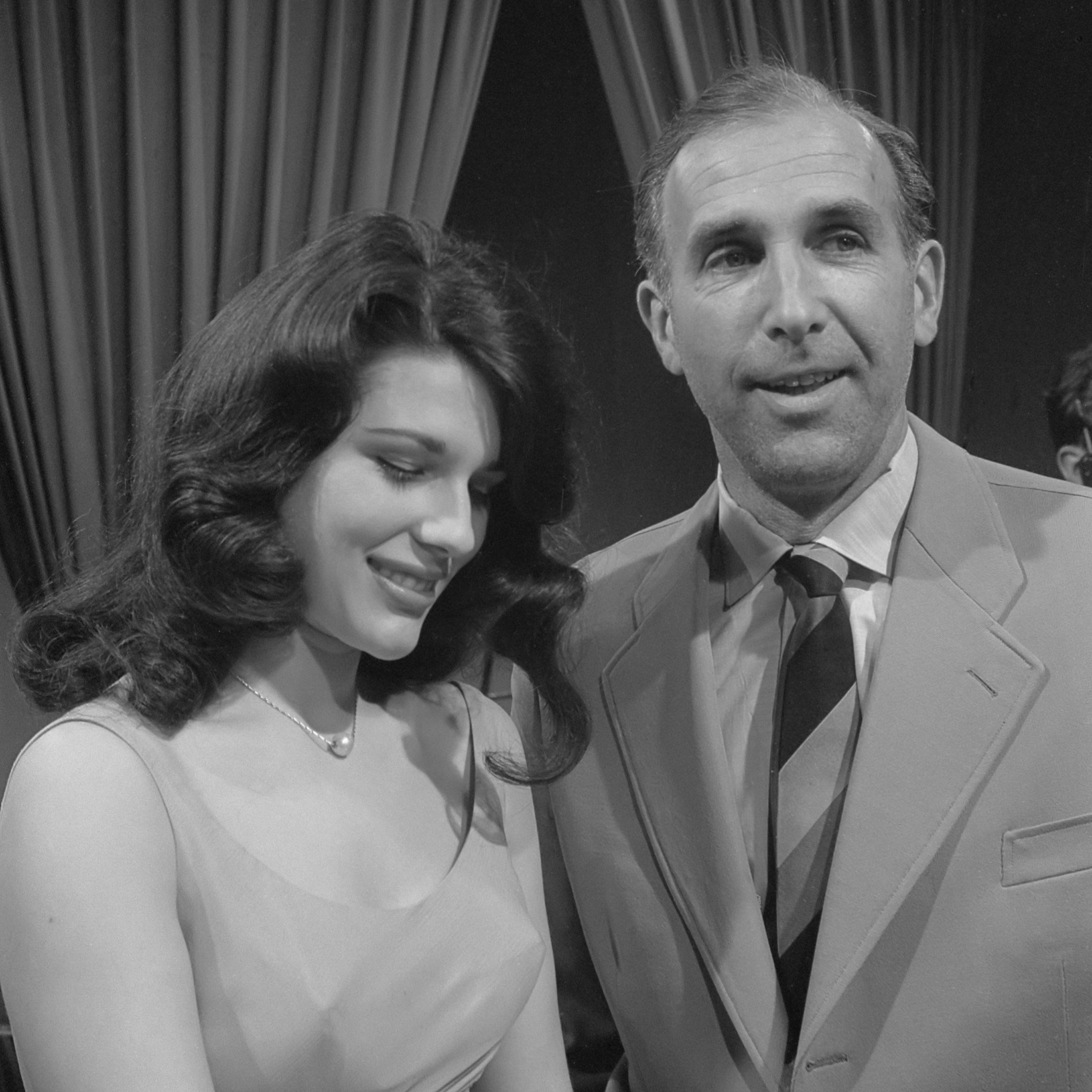 Bruce Low en Sylvia Sands (1961)