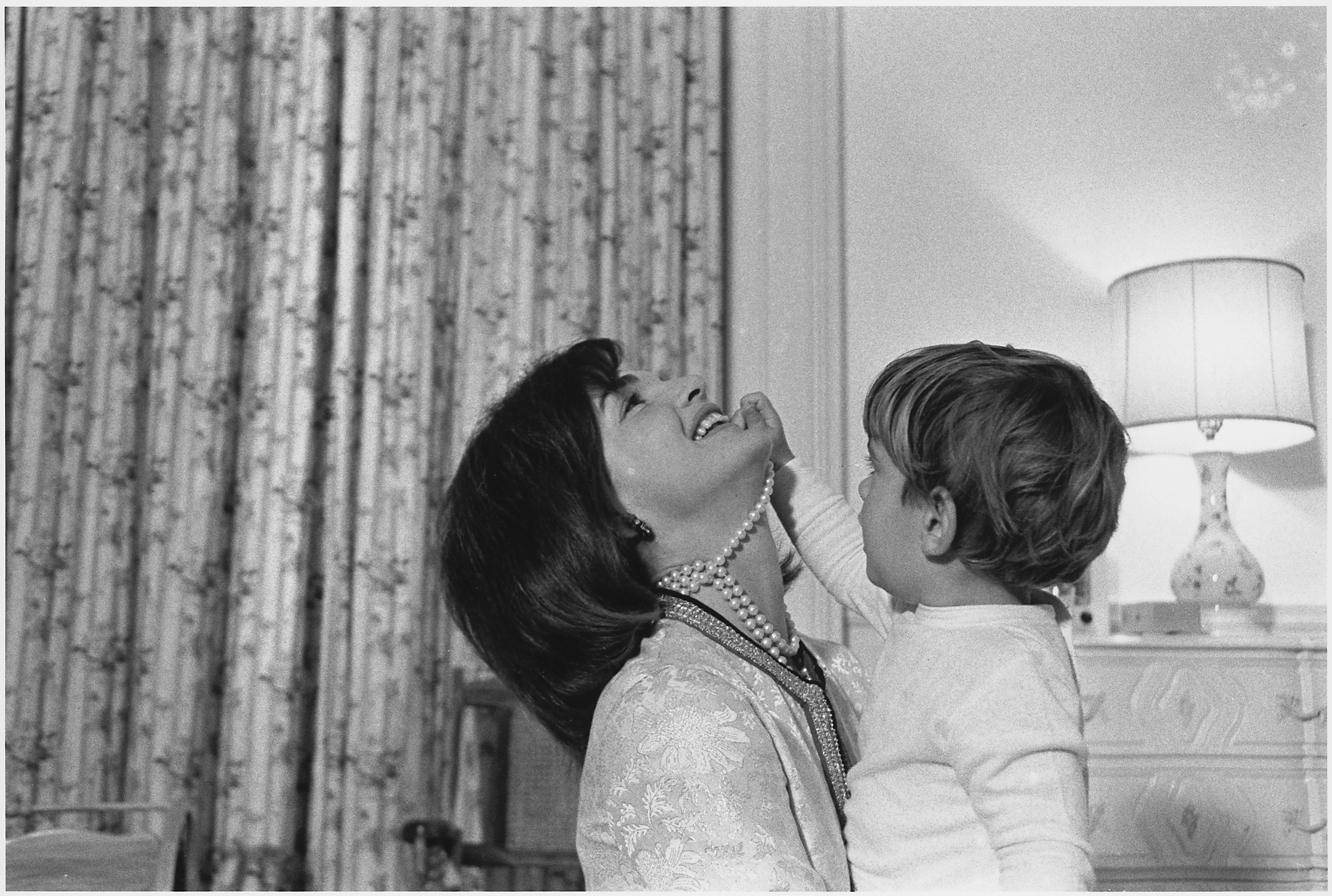 Mrs. Kennedy, John F. Kennedy Jr. White House, Mansion, Nursery. - NARA - 194247