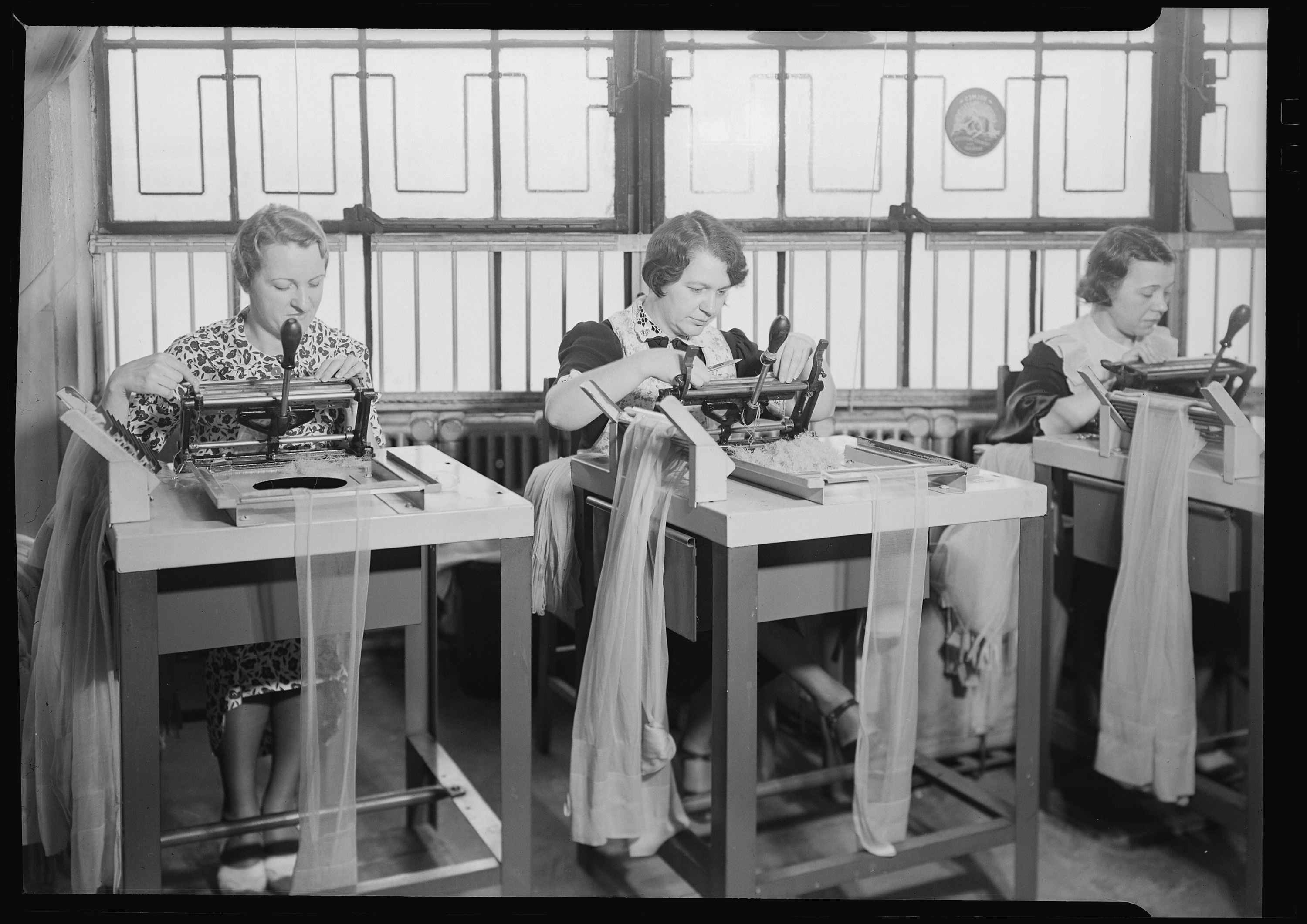 Philadelphia, Pennsylvania - Hosiery. Minnesac Mills. (Three women working at machines.) - NARA - 518690