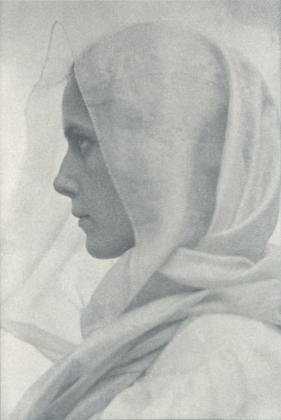 Amelia Van Buren, Woman draped in veil, ca. 1900