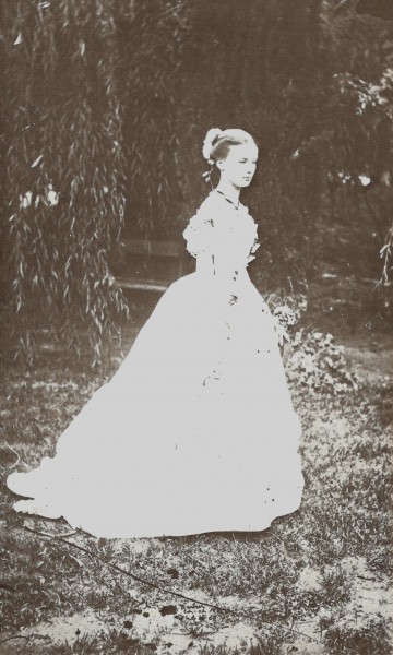 Elizabeth Barker (1868)