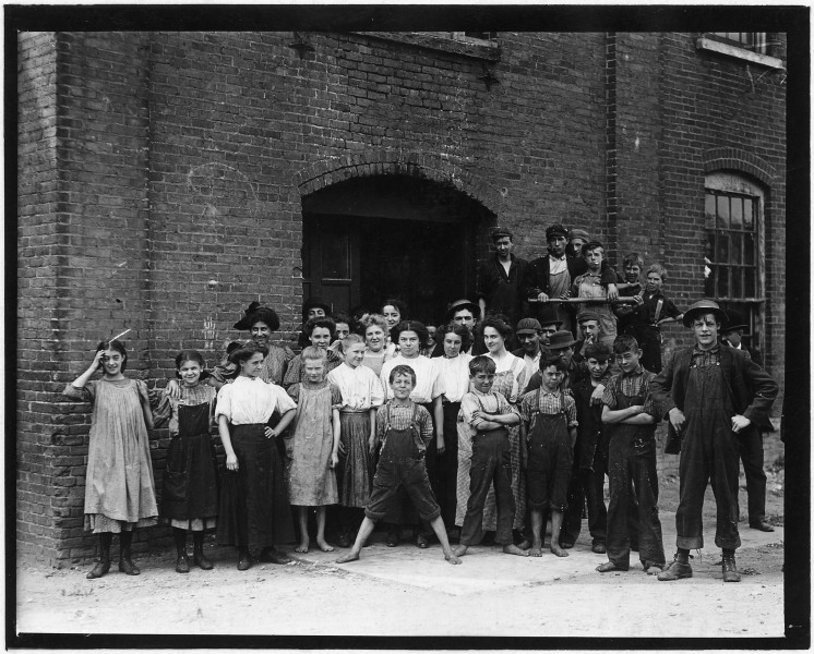 Every one of these were working in the cotton mill at North Pownal, Vt. and they were running a small force. Rosie... - NARA - 523247