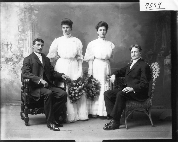 Group portrait of Joseph Wespiser and family members 1906 (3194689933)