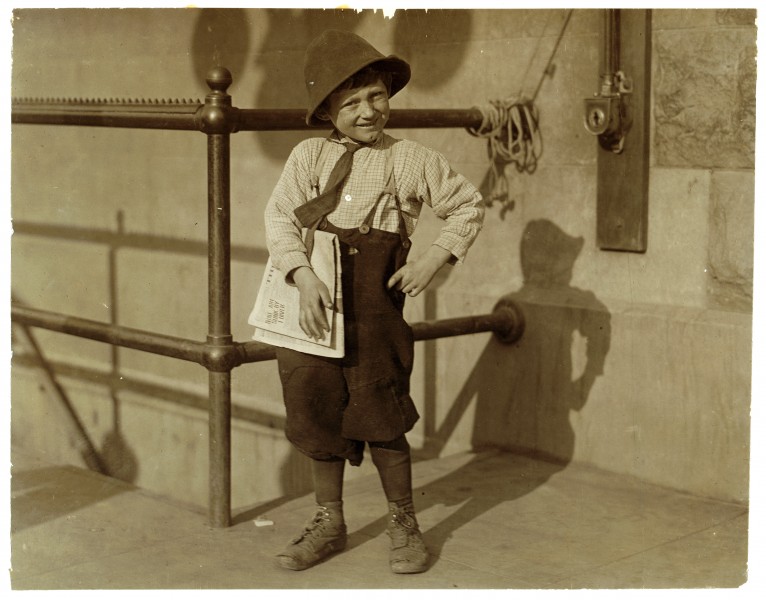 Lewis Hine, Luigi, 6 years old, newsboy-beggar, Sacramento, California, 1915
