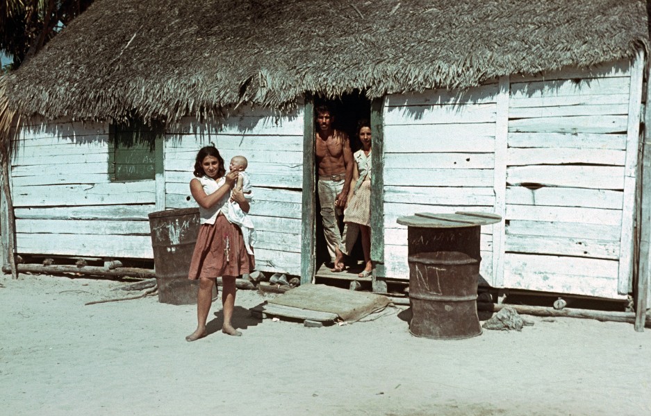 People in Cuba 1972 PD 5